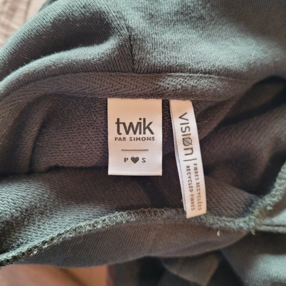 Small Twik Recycled Cotton Short Sleeve Hoodie Dress - Picture 4 of 9